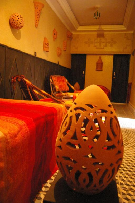 Riad Pegase Tazentout Azougar Rum bild